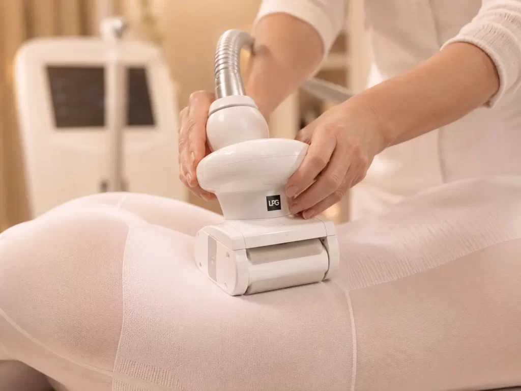 Post-liposuction recovery treatment and specialised surgical aftercare at Viva Wellness Chermside Brisbane